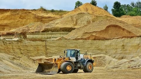 Berufsporträt Aufbereitungsmechaniker (Sand und Kies)*